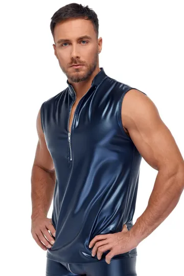 Blaues Shirt im trendigen Metallic-Mattlook