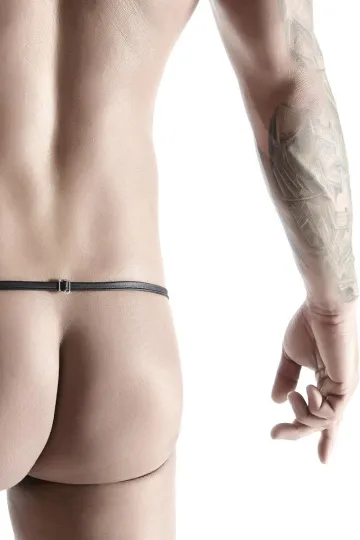 Jock Slip BRI013 rot von Regnes Fetish Planet