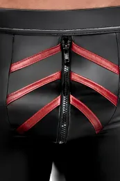 Enge Shorts im edlen Mattlook schwarz/rot