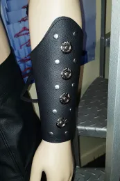 Leder Armstulpe 01 schwarz