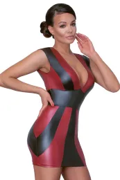 Tailliertes Kleid im 2-farbigen Mattlook schwarz/rot