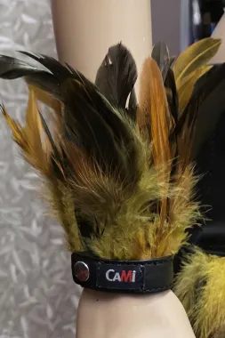 Feder Armstulpen 01 schwarz/gelb